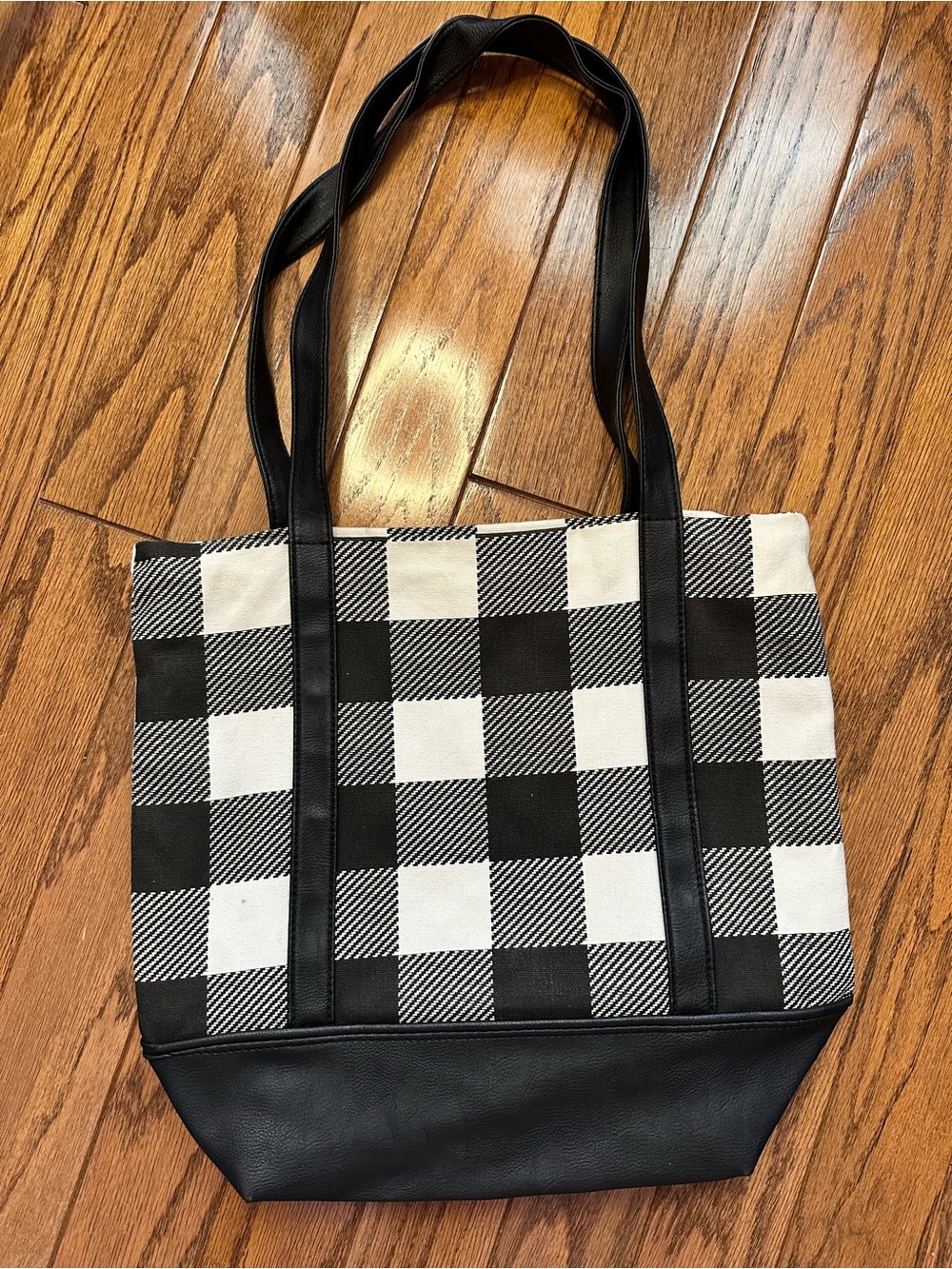 Source Unknown Black and White Buffalo Check Tote